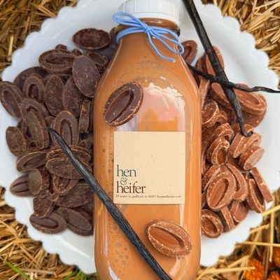 CHRISTMAS hot chocolate bottle, 32 oz