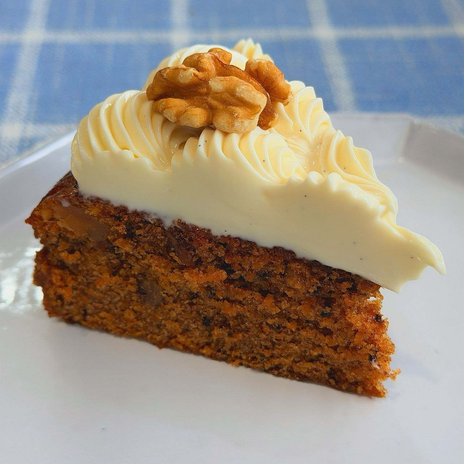 carrot cake slice