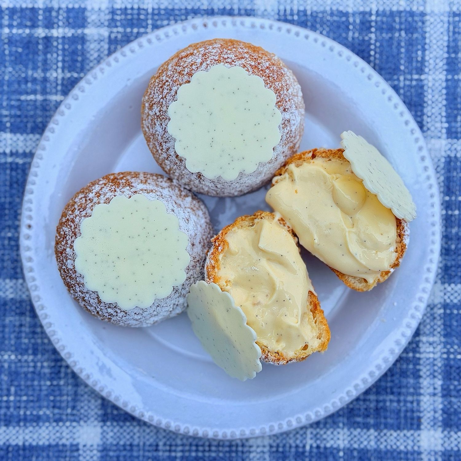 cream puff: VANILLA