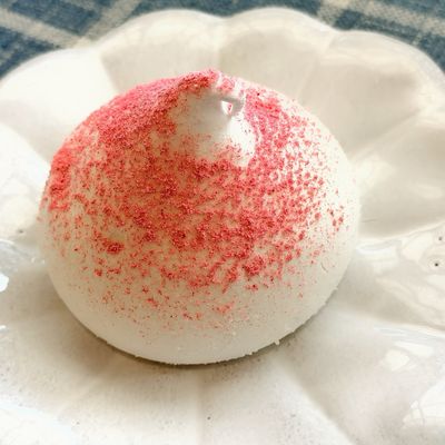 rhubarb ginger pavlova