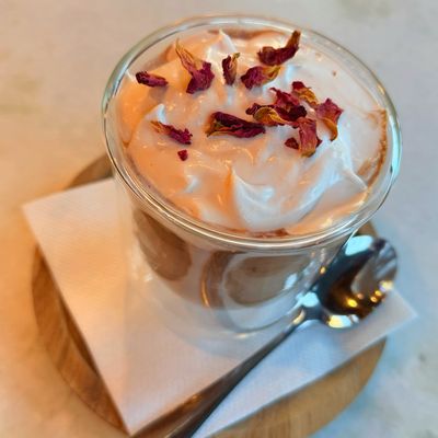 raspberry rose hot chocolate TO STAY