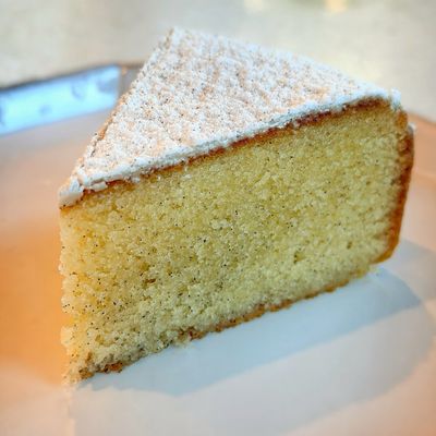 simply vanilla cake slice