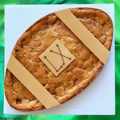 salted caramel toffee party SUPERBOWL cookie, 12”