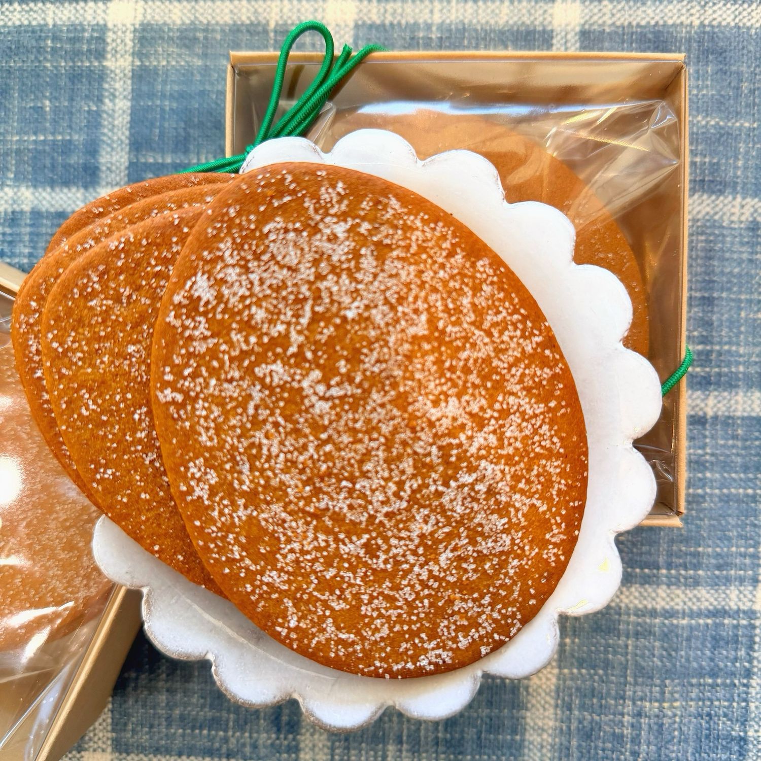 ginger thin eggs, gift box