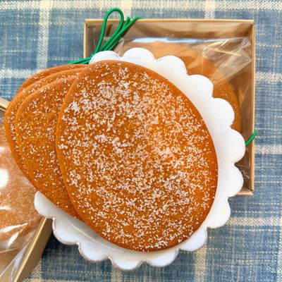 ginger thin eggs, gift box