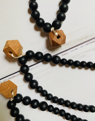Teething Necklace The Collins in Black