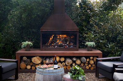 Denva Freestanding