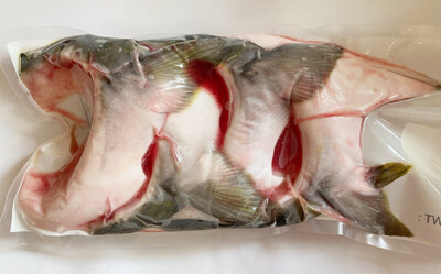 Hamachi Kama Yellowtail (random weight) 鰤魚下巴  约2.5磅 $16.99/lb