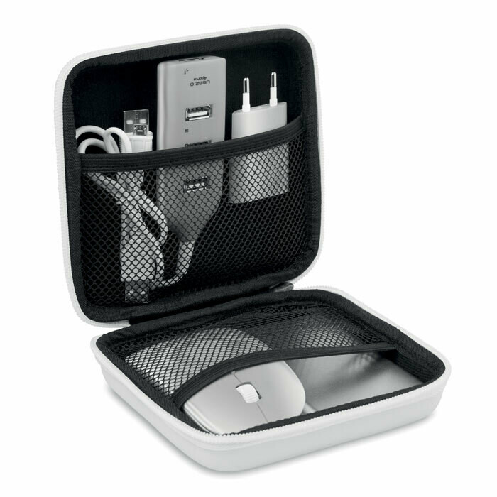Estuche con accesorios para ordenador
