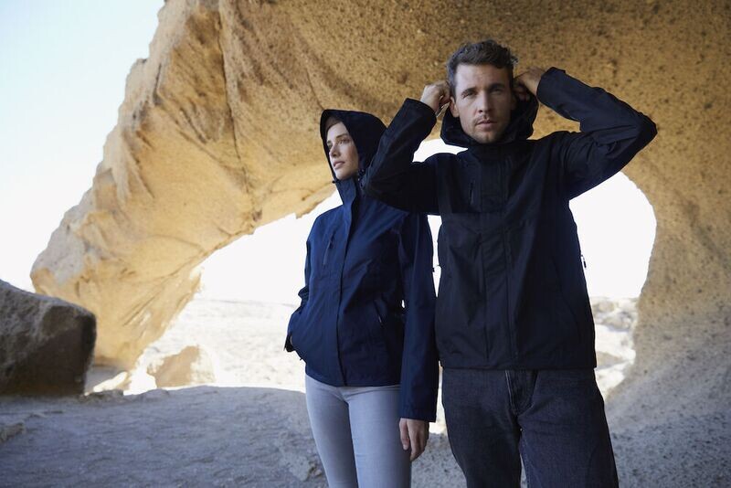 Chaqueta con cremallera SBS resistente al agua