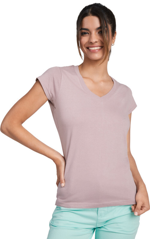 Camiseta con manga corta y cuello de pico