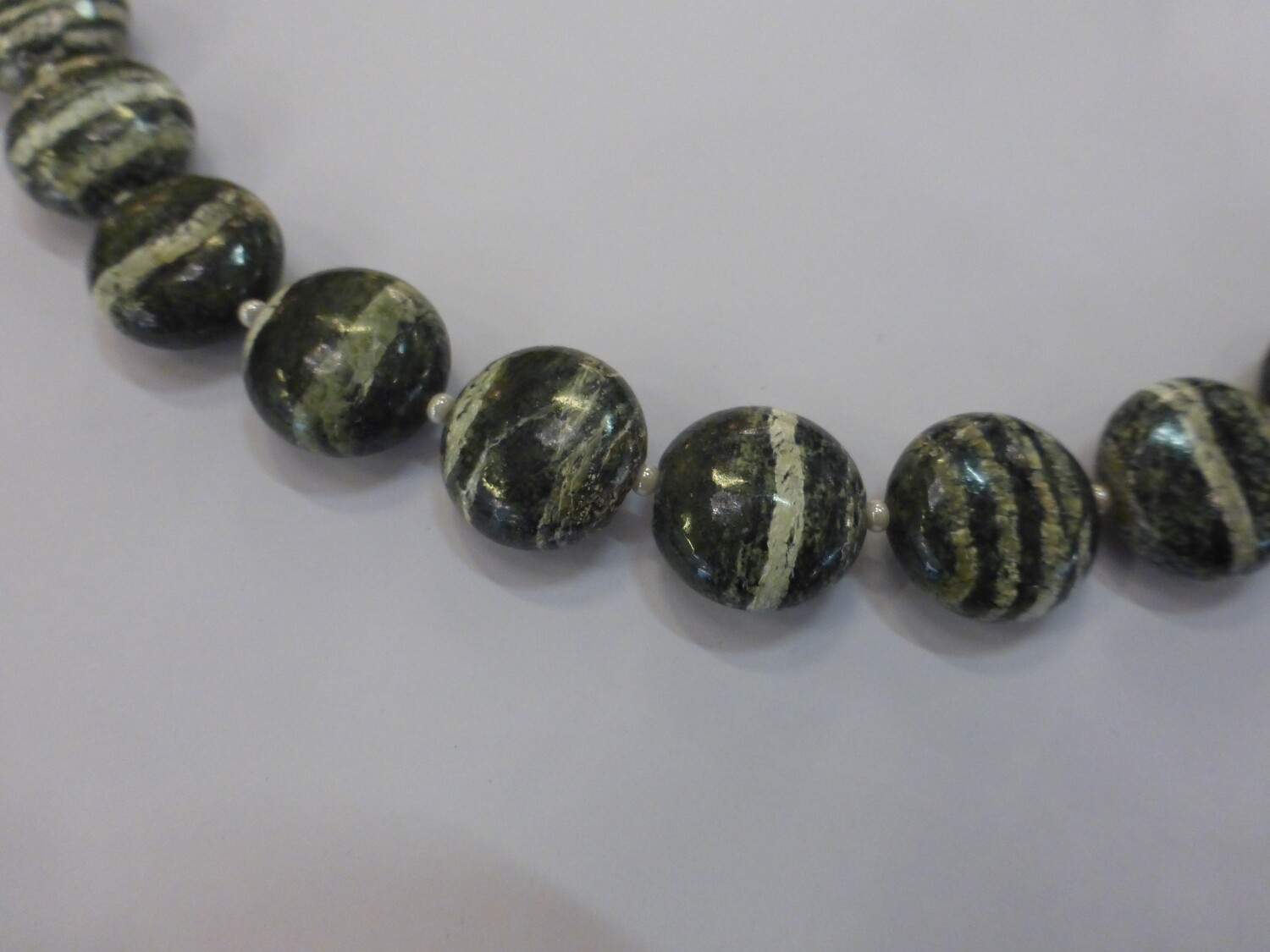 Collier tour de cou, de 45 cm, fermoir en argent 925 , chrysotile