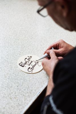 Schriftzug auf Torte