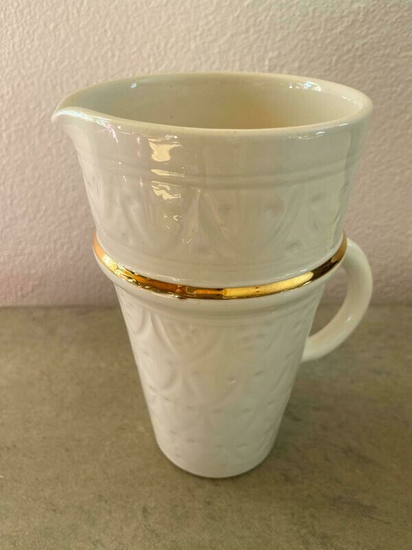 Jug White