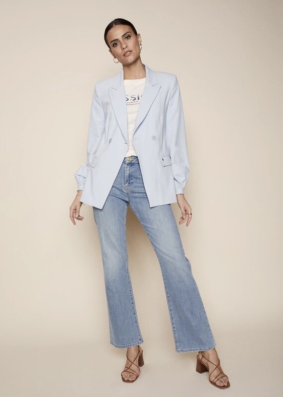 Flared Jeans
