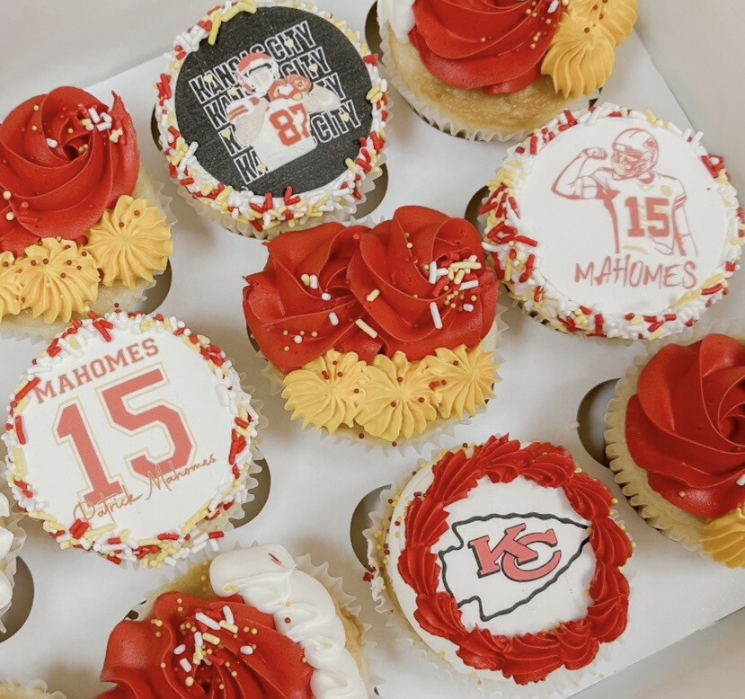 MaHomie's Super Bowl Cupcakes - 12count