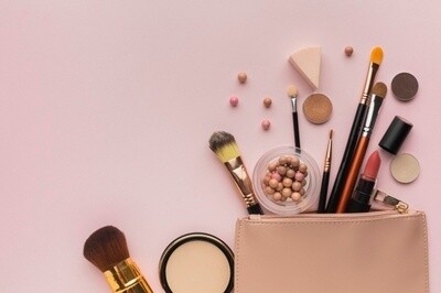 MAQUILLAJES
