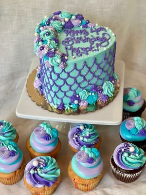 Cake &amp; Cupcake Sets