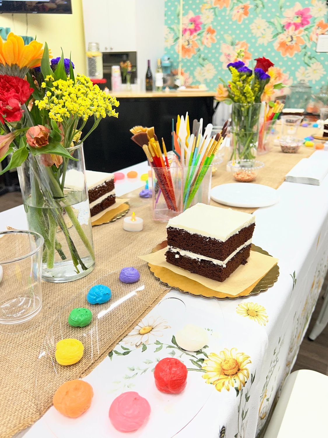 Cake & Coffee Cake & Coffee