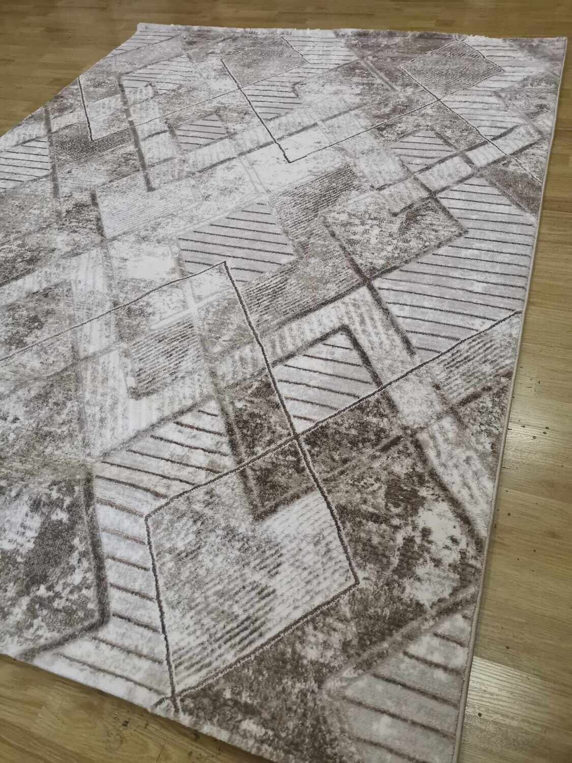 Nice tepisi i staze beige