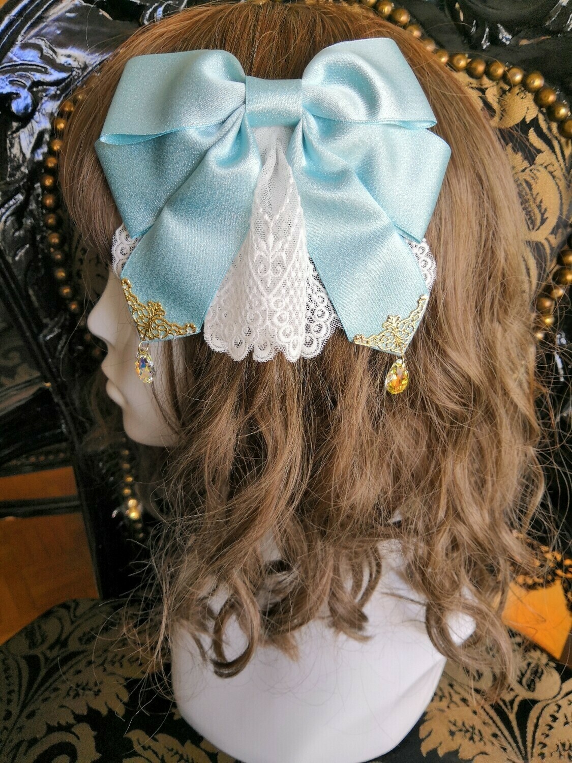 Ribbon hair accessory with tears drops