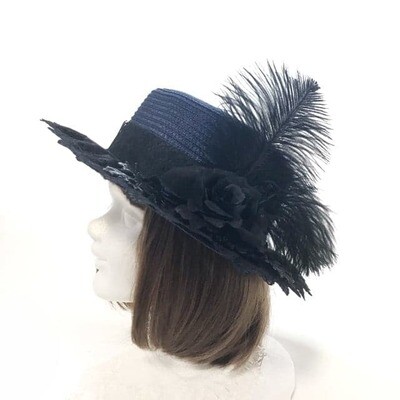 Feather straw hat
