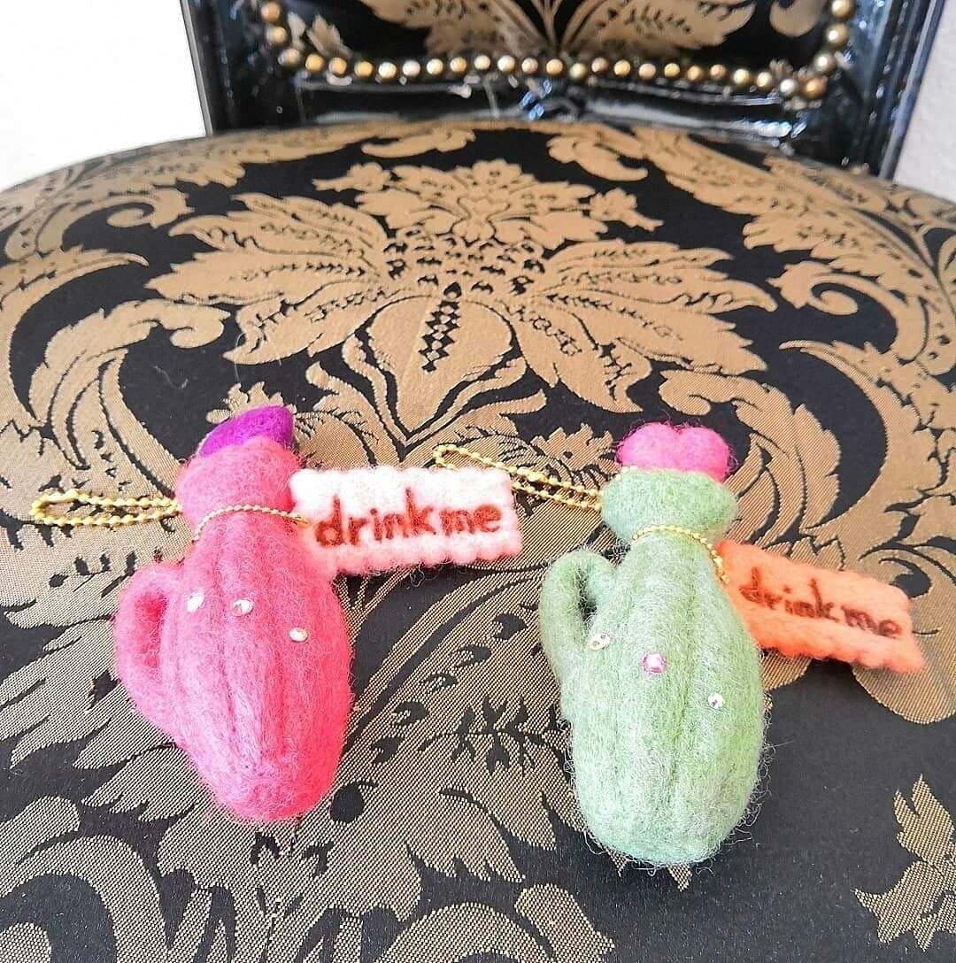 &quot;Drink me&quot; bottle charm