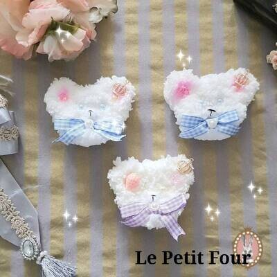 The Gentlemen and Lady bear brooch