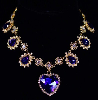 Crystal Heart necklace Gold metal
