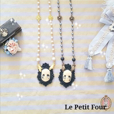 Scary Puppet necklace