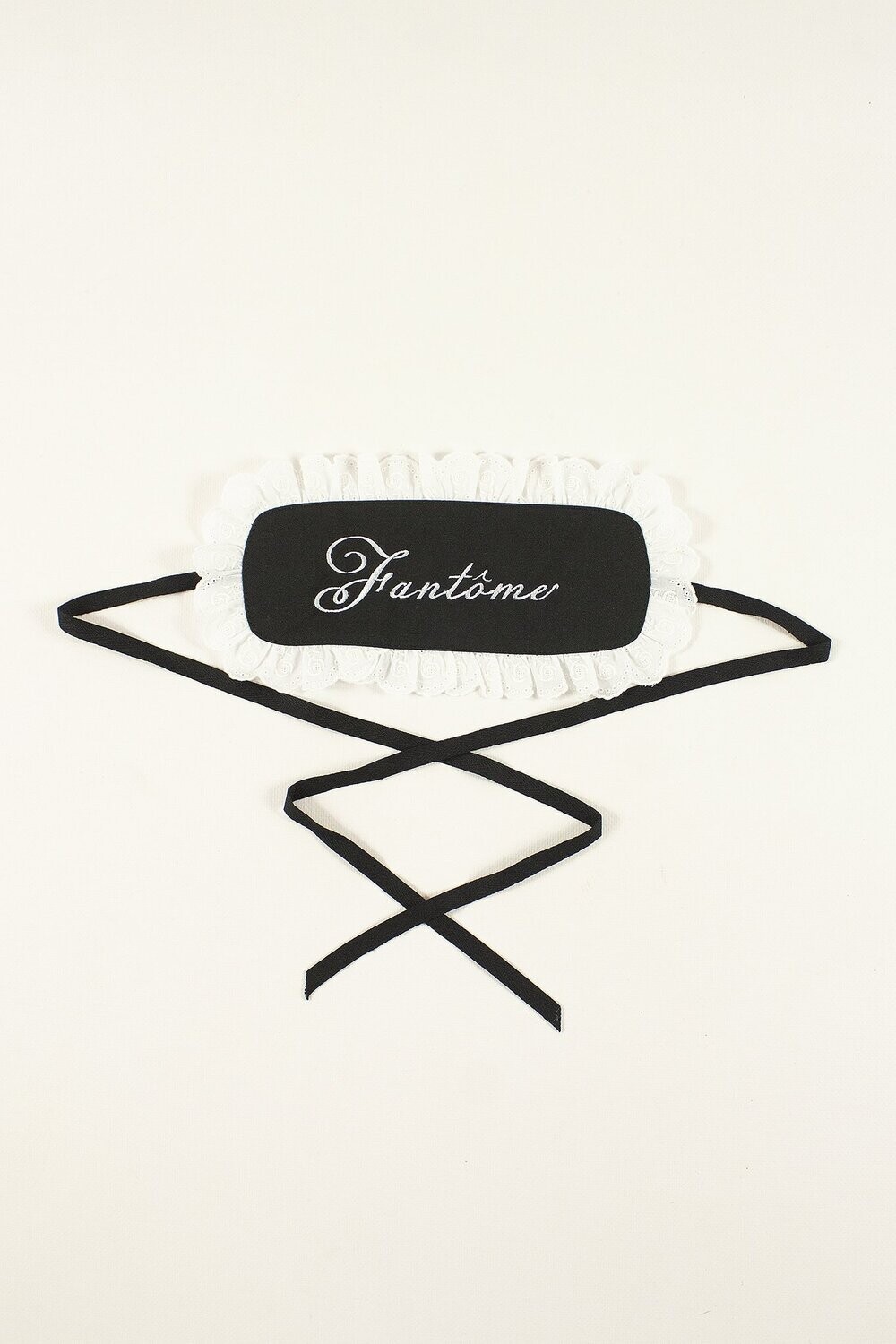 Le Fantôme de l&#39;Antiquaire  Headdress, Color: Black x white