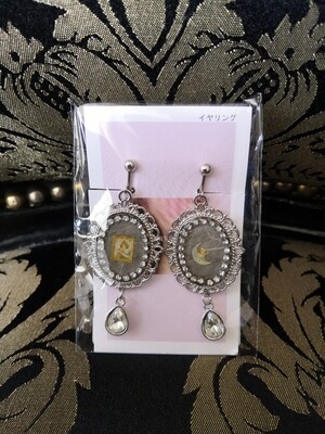 Vintage earring