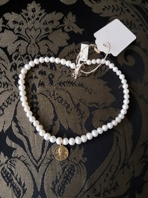 Pearl necklace