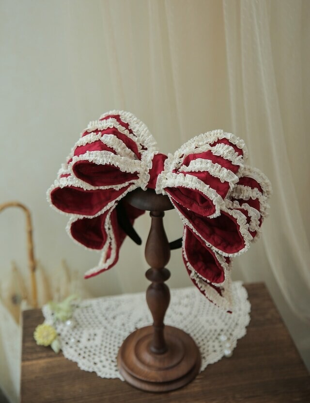 Doll Chantilly cream ribbon headbow