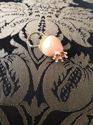 Crown strawberry ring