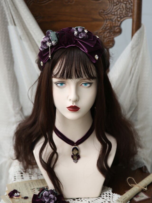 Witch&#39;s garden Magical fruits headdress