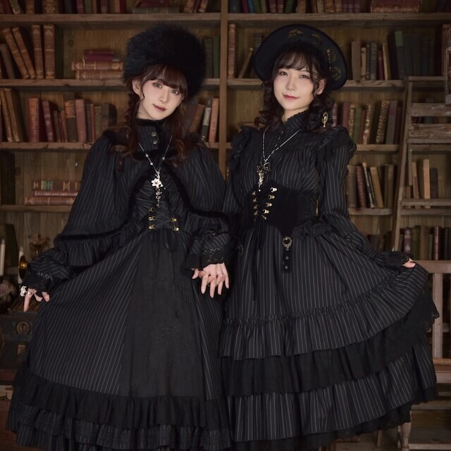 Lily liddle one piece (Stand collar)
