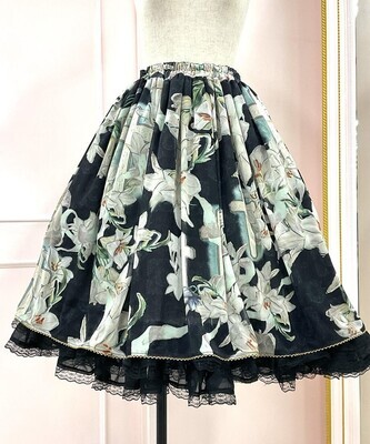 Lily cross skirt