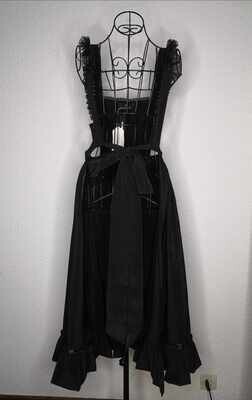 Black lace tablier 2