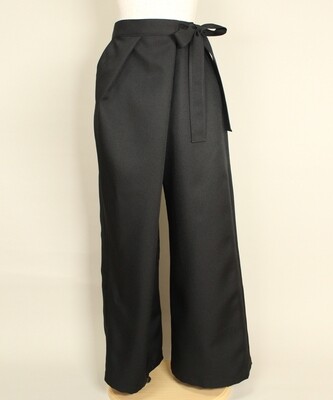 Wide Pants with Tuck Ribbon