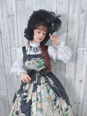 Lily cross JSK (without golden embroidery decoration)