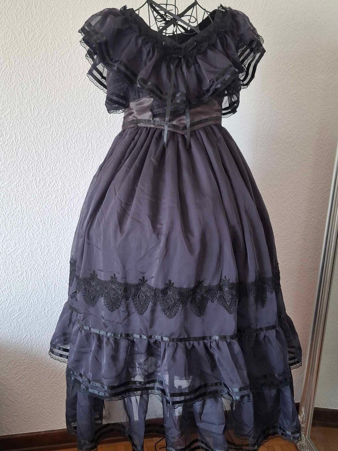Luxury dark dress