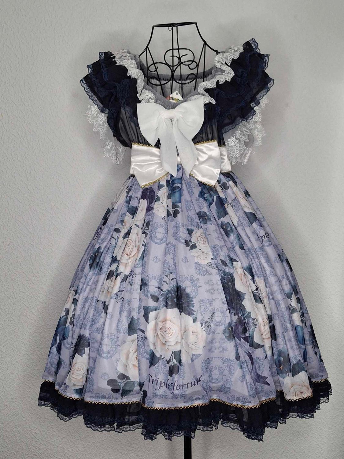 White rose Baby doll