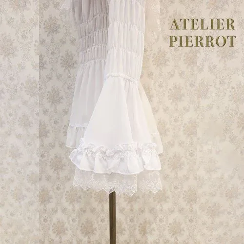 専用ATELIER PIERROT princess sleeveブラウス Shirring Princess Sleeve Blouse (Plus Size) by Atelier Pierrot