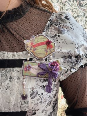 Vintage lavel series - Daisy 2 way brooch -