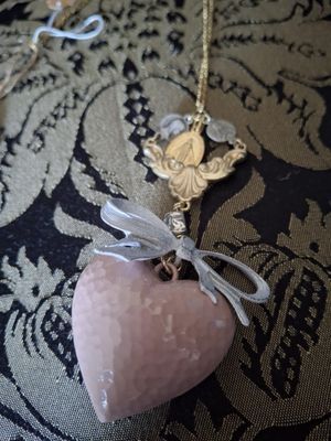 Medaille and Macaron Heart pendant