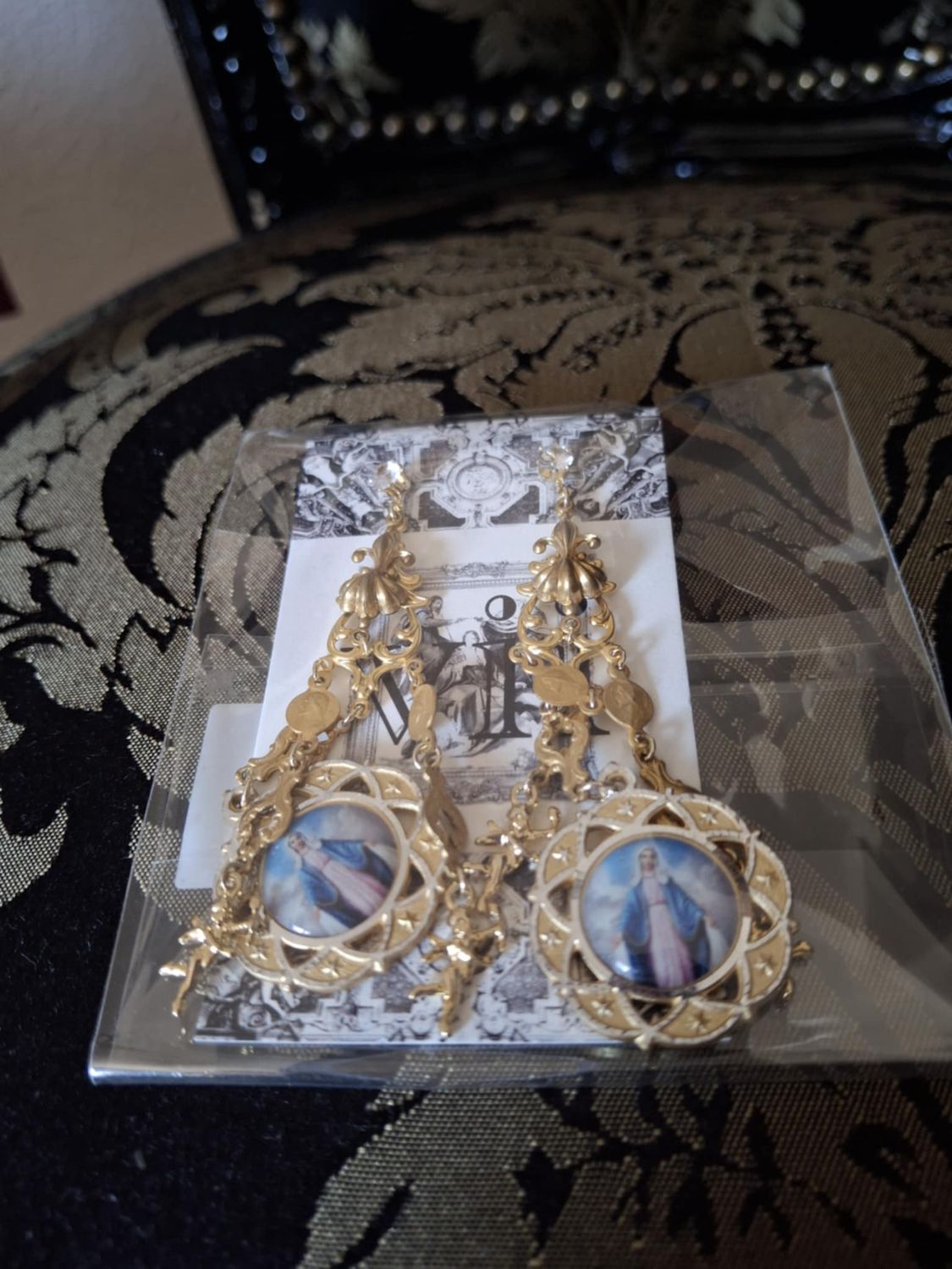 Maria of Rococo piercing
