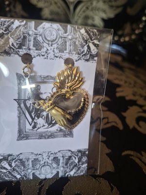 Relief Corazon pendant