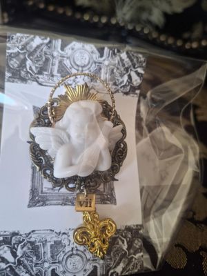 Playing with Halo Angel brooch