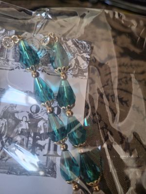 Art Nouveau piercing